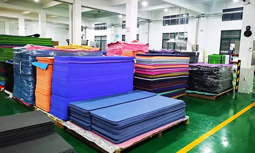 Warsztaty z matami do jogi rozpoczynają nowy rozdział poprawy jakości